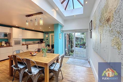 5 bedroom semi-detached house for sale, Belmont Street, Southport PR8