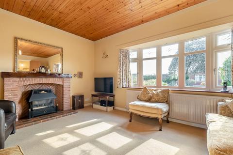 4 bedroom detached bungalow for sale, Overlea Drive, Hawarden, CH5