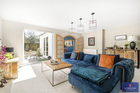 3 bedroom terraced house for sale, Back Lane, Hardingstone, Northampton, Northamptonshire, NN4