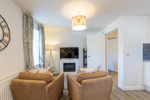 2 bedroom ground floor flat for sale, Church Lane, Bankfoot, Perth