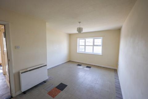 1 bedroom flat for sale, Grenville Court, St Austell, PL25