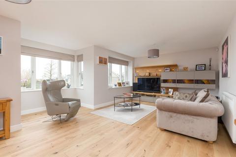 undefined, 21 Craigmount Avenue, Craigmount, Edinburgh, EH12 8DX
