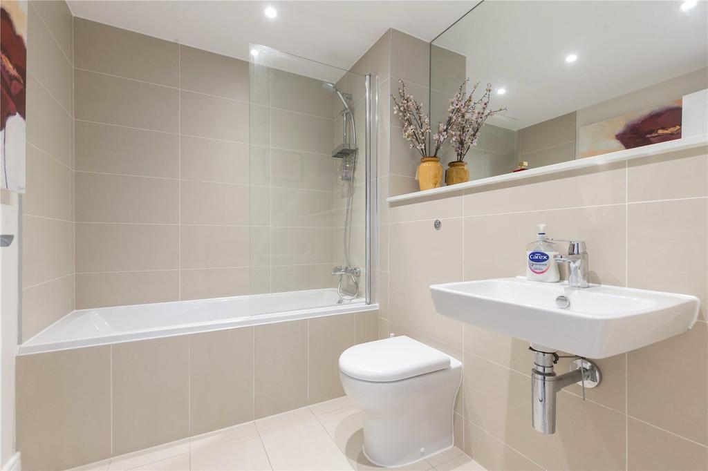 Craigmount Avenue 16