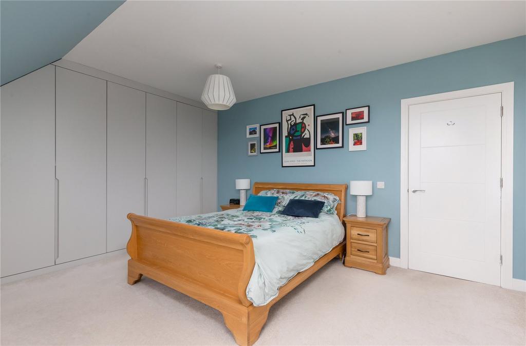 Craigmount Avenue 18