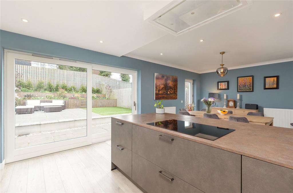 Craigmount Avenue 7