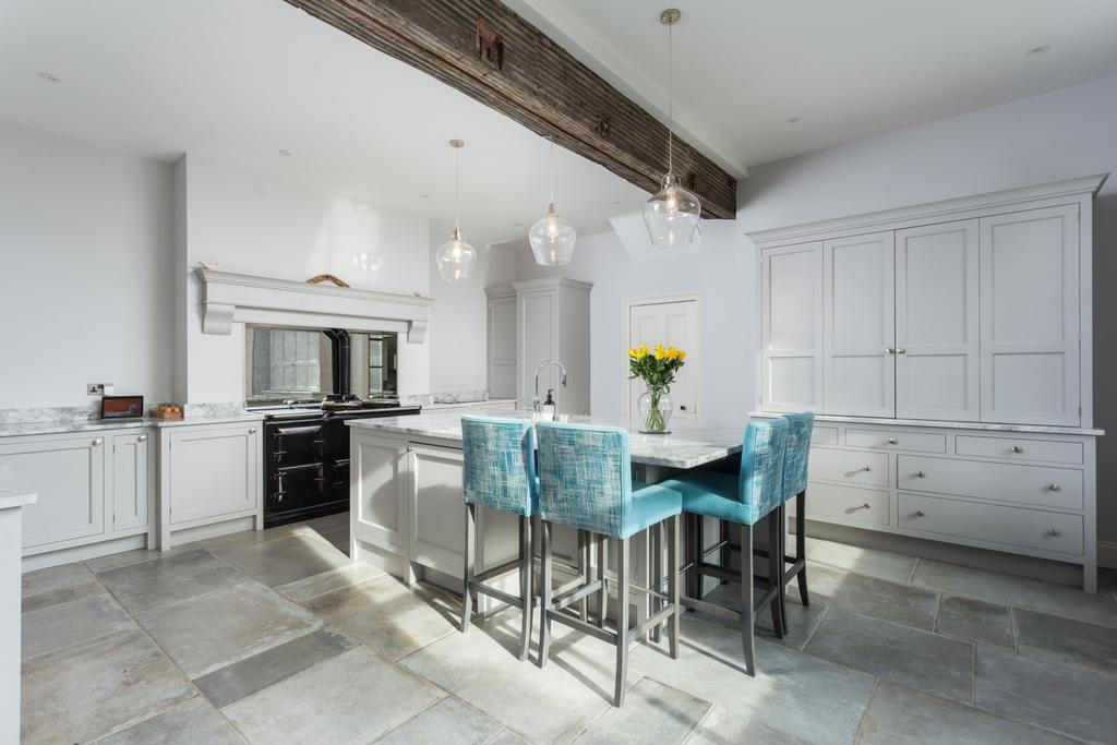 Kitchen/Breakfast