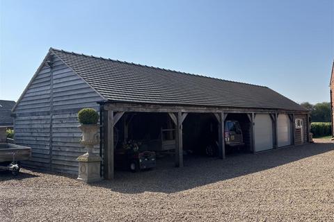 undefined, New Gate Court, Anslow DE13