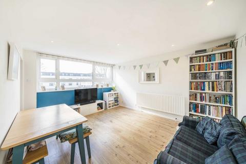 13, Longs Court Crown Terrace, Richmond, TW9 2JS