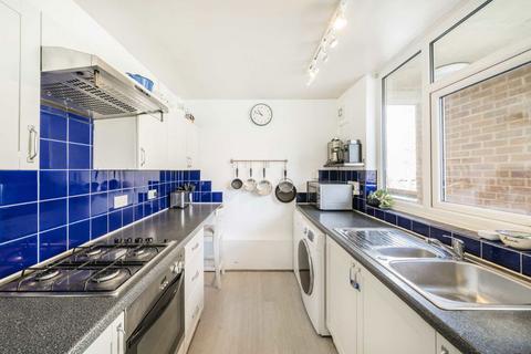 13, Longs Court Crown Terrace, Richmond, TW9 2JS