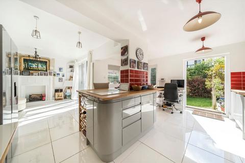 165 Whitton Road, Twickenham, TW2 7QU