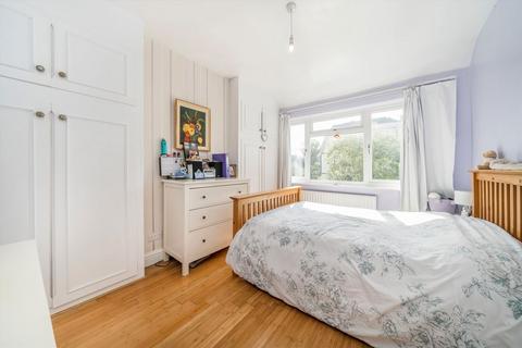 165 Whitton Road, Twickenham, TW2 7QU