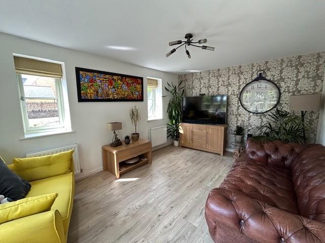 Sitting Room 2.jpg