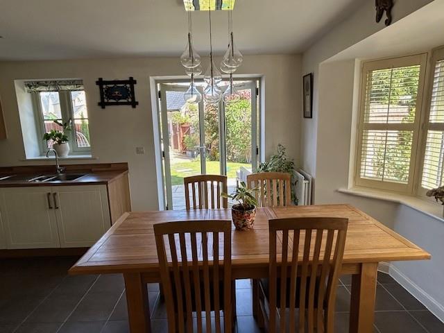 Dining Area 2.jpg