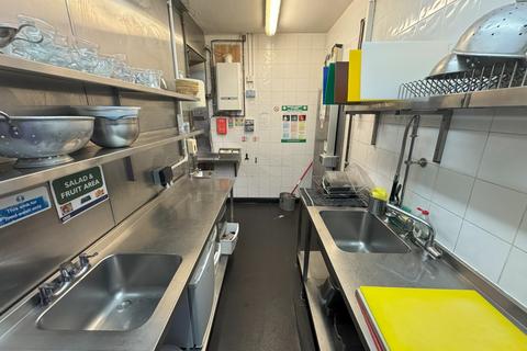Shop to rent, 7 Market Parade, Sidcup High Street, Sidcup, Kent