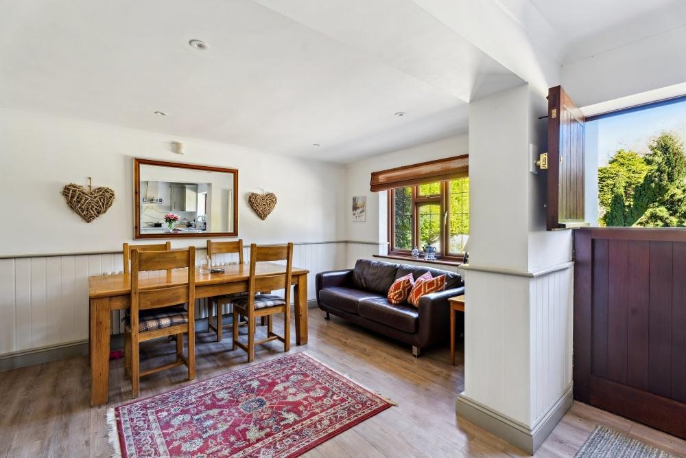 Breakfast Room