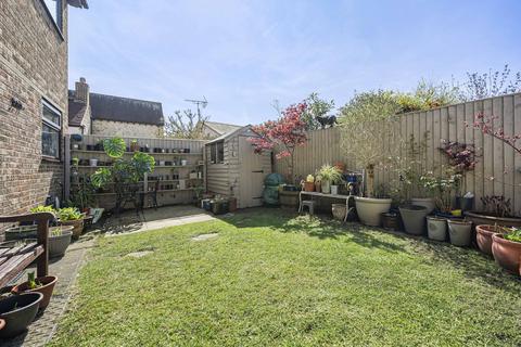 4 bedroom detached house for sale, Crown Road, Oxon, OX5
