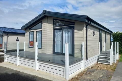 2 bedroom park home for sale, Six Arches Country Park