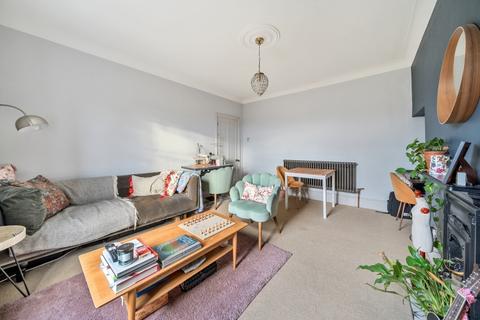1 bedroom apartment to rent, Granville Park London SE13