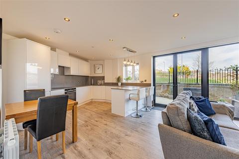 2 bedroom apartment for sale, Millers Hill, Ramsgate