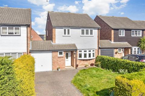 3 bedroom link detached house for sale, Suffolk Drive, Basildon SS15