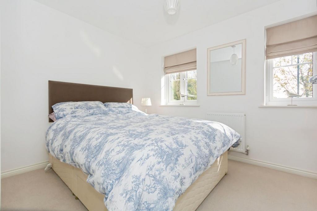 Bedroom 2.jpg
