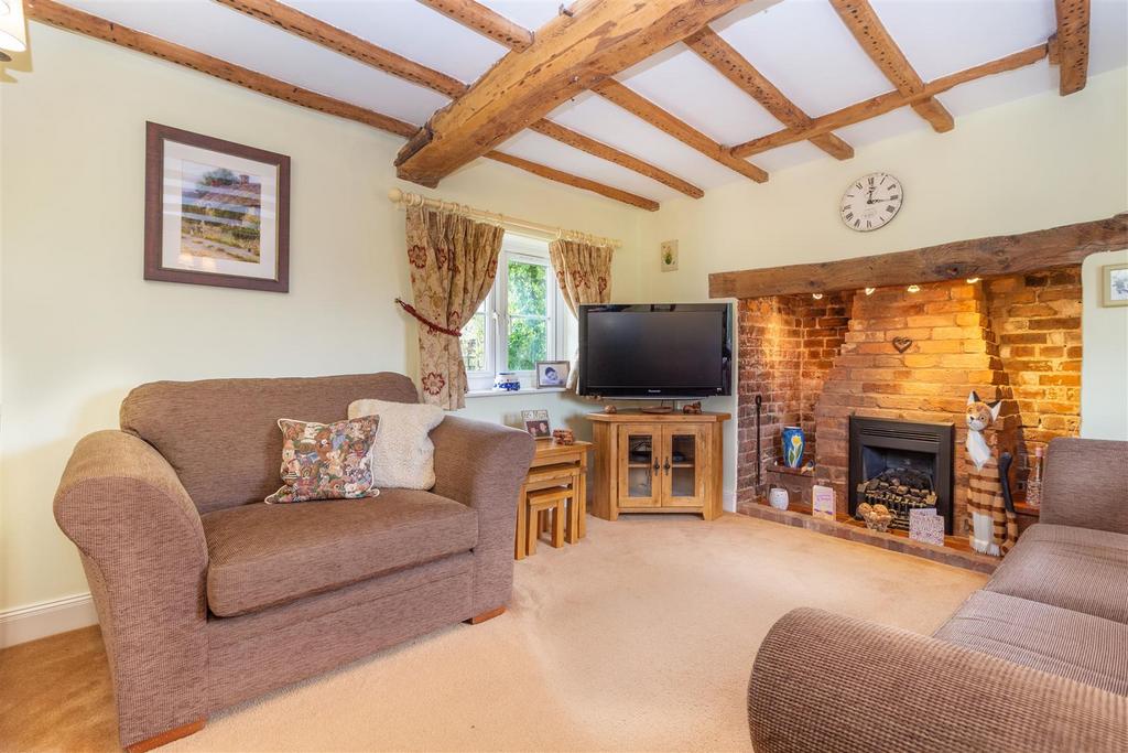 Sitting-room-1-2.jpg