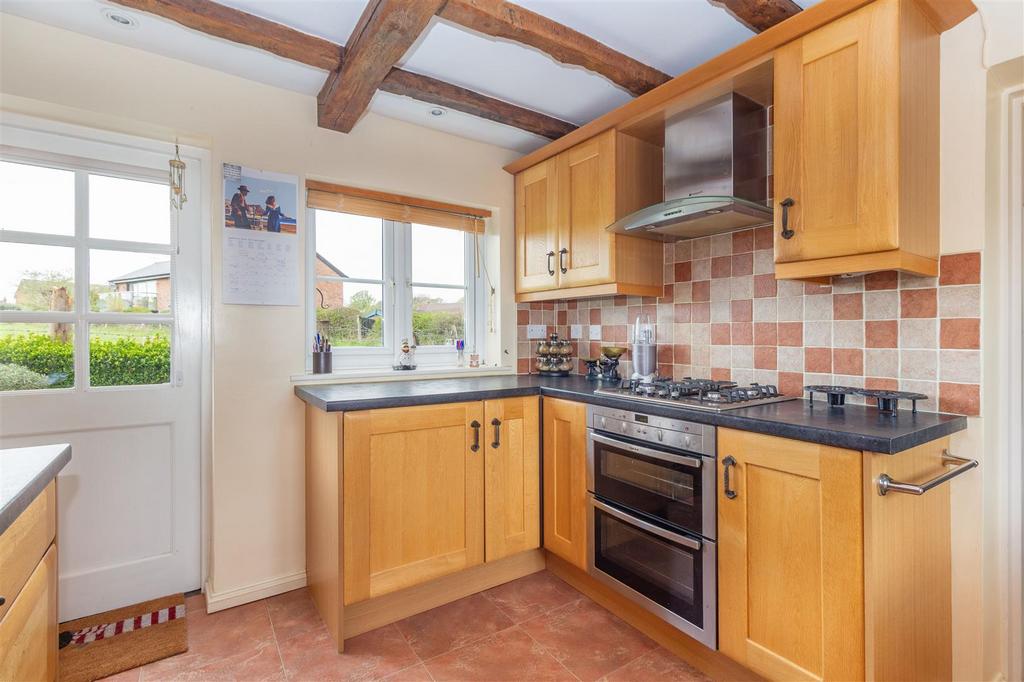 Kitchen-1-1.jpg