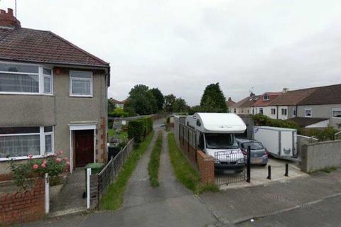 Garage to rent, Stanley Avenue, Filton BS34