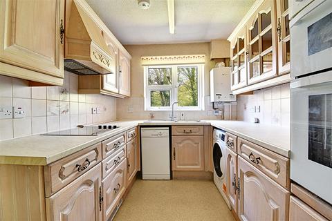 2 bedroom bungalow for sale, Braziers Field, HERTFORD SG13