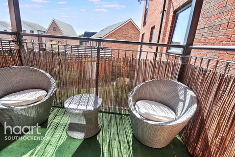 61 Brinson Way, Aveley, South Ockendon, RM15 4EF