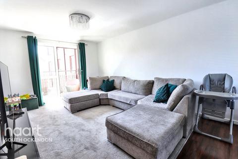 61 Brinson Way, Aveley, South Ockendon, RM15 4EF