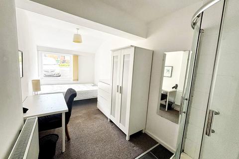 undefined, Dinthill, Hollinswood, Telford, Shropshire, TF3