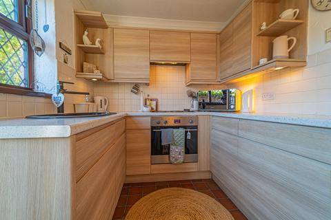 1 Aster Close, St Mellons, Cardiff, CF3 0JB