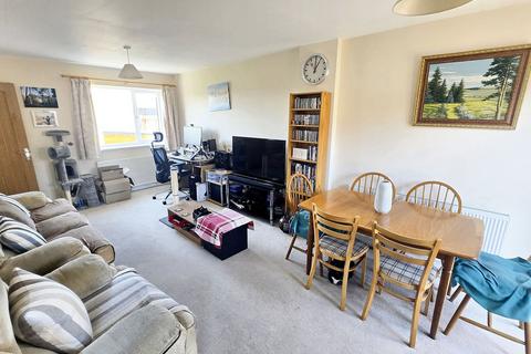 2 bedroom end of terrace house for sale, Lambrok Road, Trowbridge BA14