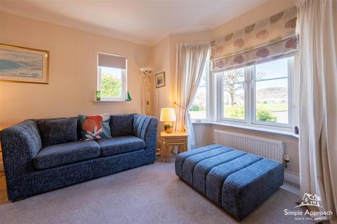 4 bedroom house for sale, Madoch Square, Glencarse, Perth