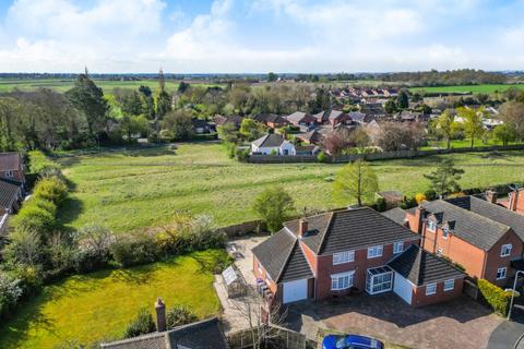 4 bedroom detached house for sale, Foster Close, Timberland, Lincoln, Lincolnshire, LN4
