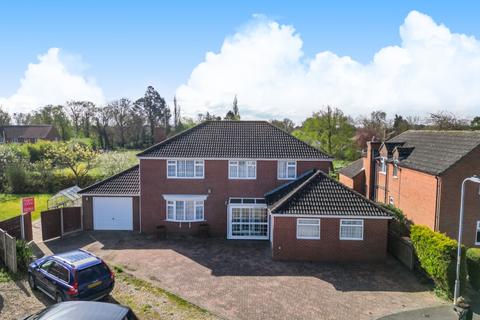 4 bedroom detached house for sale, Foster Close, Timberland, Lincoln, Lincolnshire, LN4