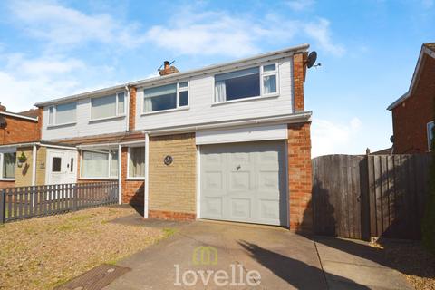 3 bedroom semi-detached house for sale, North Holme, Tetney DN36