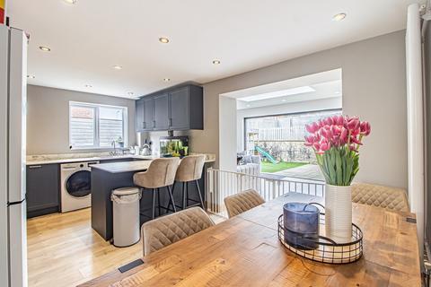 3 Calderton Road, Beddau, Pontypridd, CF38 2LL