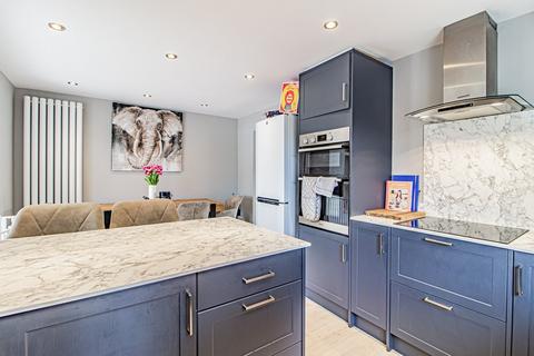 3 Calderton Road, Beddau, Pontypridd, CF38 2LL