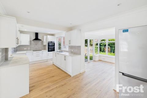 36 Penn Road, Datchet, Slough, SL3 9HT