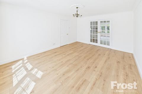 36 Penn Road, Datchet, Slough, SL3 9HT