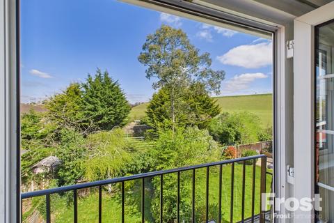36 Penn Road, Datchet, Slough, SL3 9HT
