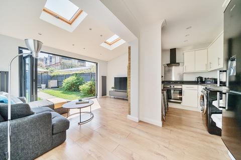 3 bedroom terraced house for sale, Glenville Grove, London, SE8