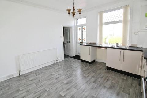 4 bedroom terraced house to rent, Pembroke Road, Pudsey, LS28 7NE