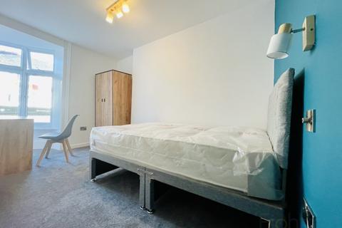 5 bedroom maisonette to rent, Brighton Road, Worthing