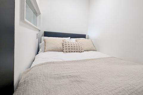 5 bedroom flat to rent, 22 Brunswick Street, Newcastle Under Lyme ST5
