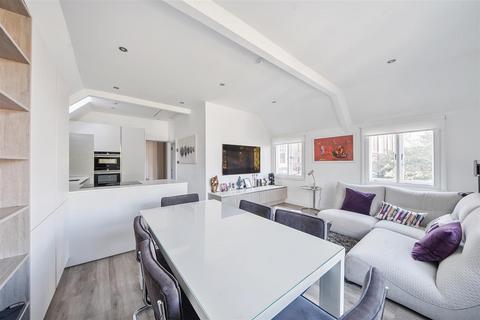 2 bedroom flat for sale, Fitzjohn's Avenue, Hampstead Village, NW3