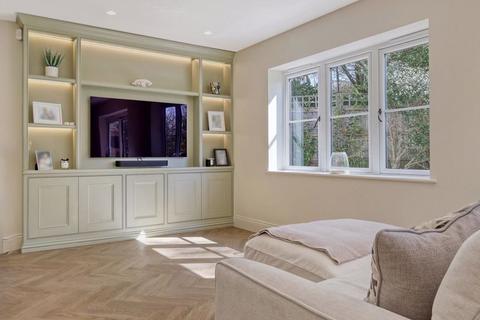 4 bedroom detached house for sale, Willow Close, Hutton, Brentwood CM13