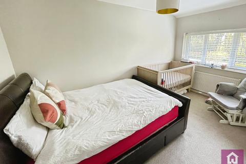 4 Wrexham Road, Pulford, Chester, CH4 9DN